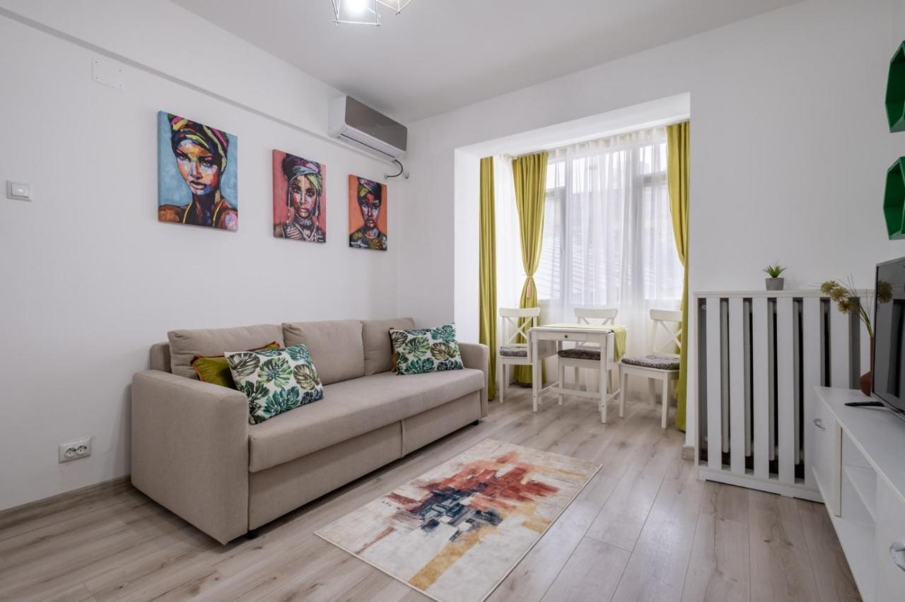 Laroka House Cosy And Modern Apartment Universitate-City Centre Bucarest Exterior foto